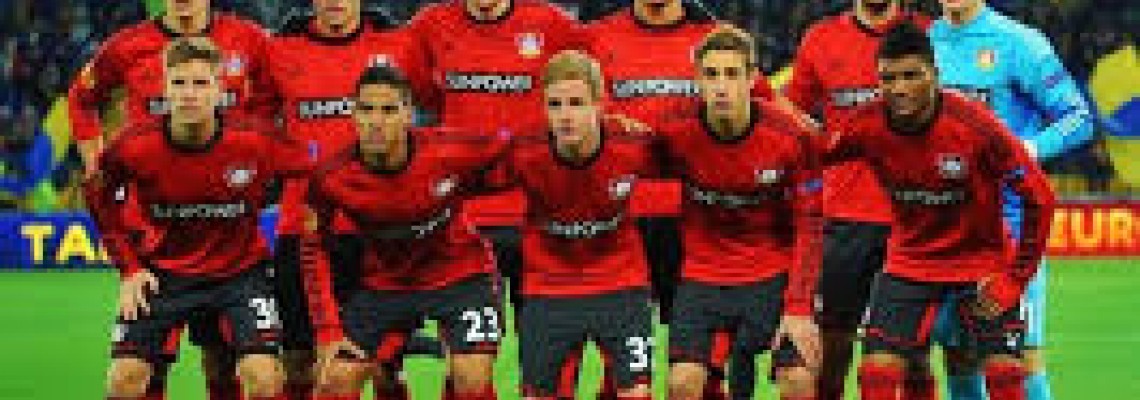 Bayer 04 Leverkusen wint eerste dubbel in 120 jaar